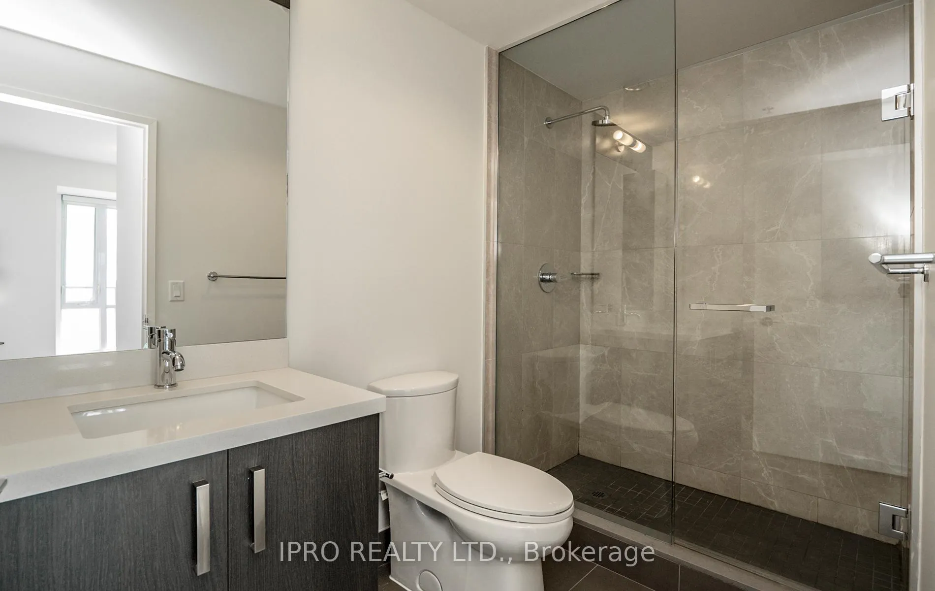 Photo 13 of Unit S709, 120 Bayview Avenue, Toronto, Waterfront Communities — HOMEH