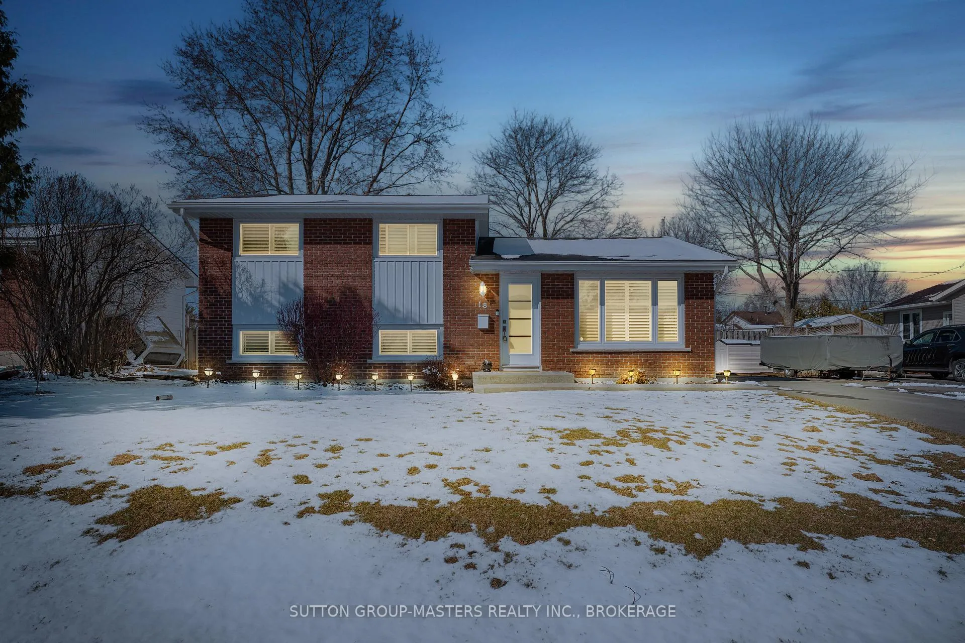 Photo 1 of 18 Bakers Lane, Loyalist, Amherstview — HOMEH