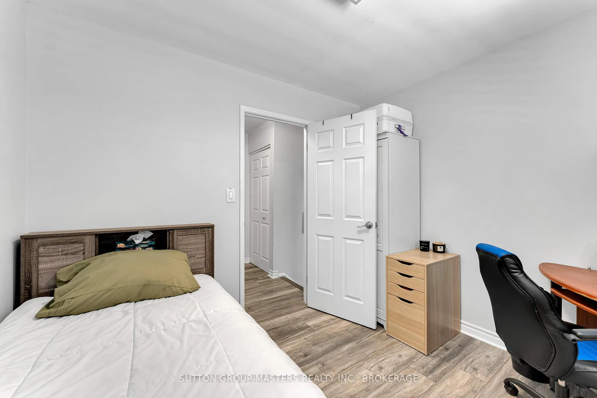 Photo 21 of 18 Bakers Lane, Loyalist, Amherstview — HOMEH