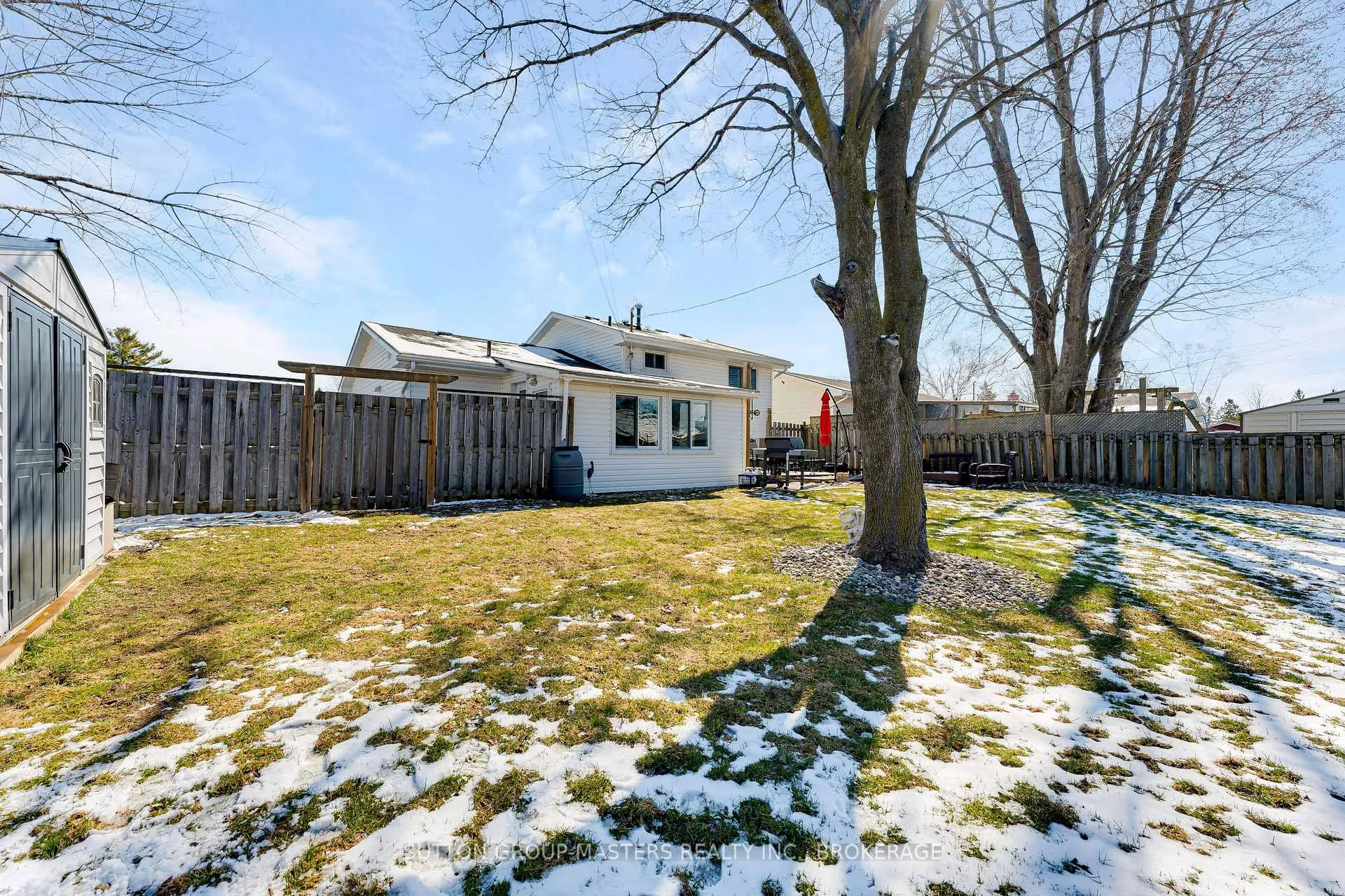Photo 34 of 18 Bakers Lane, Loyalist, Amherstview — HOMEH