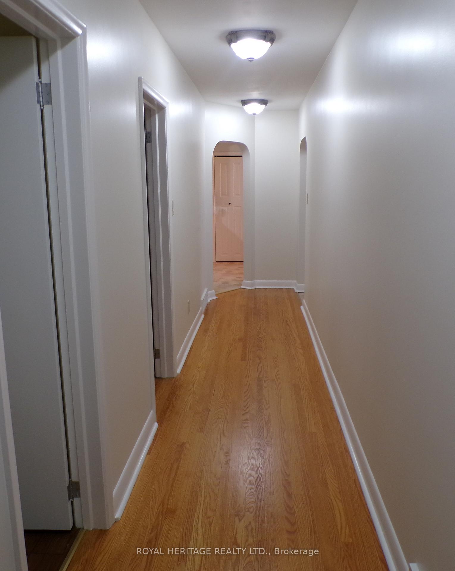 Photo 14 of 12 Darlington Boulevard, Clarington, Courtice — HOMEH