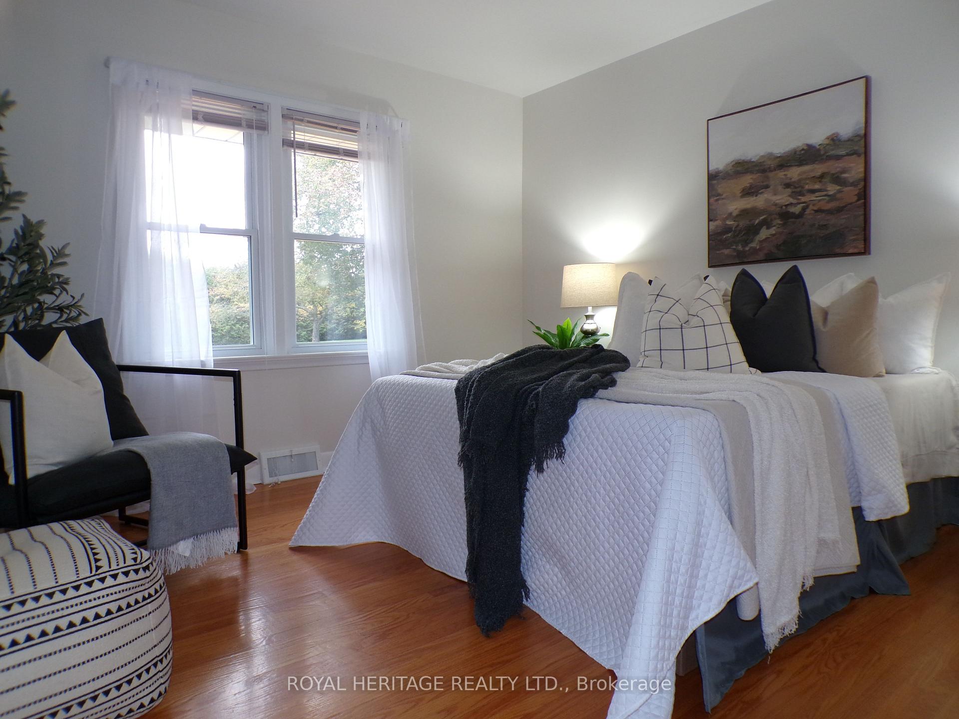 Photo 15 of 12 Darlington Boulevard, Clarington, Courtice — HOMEH