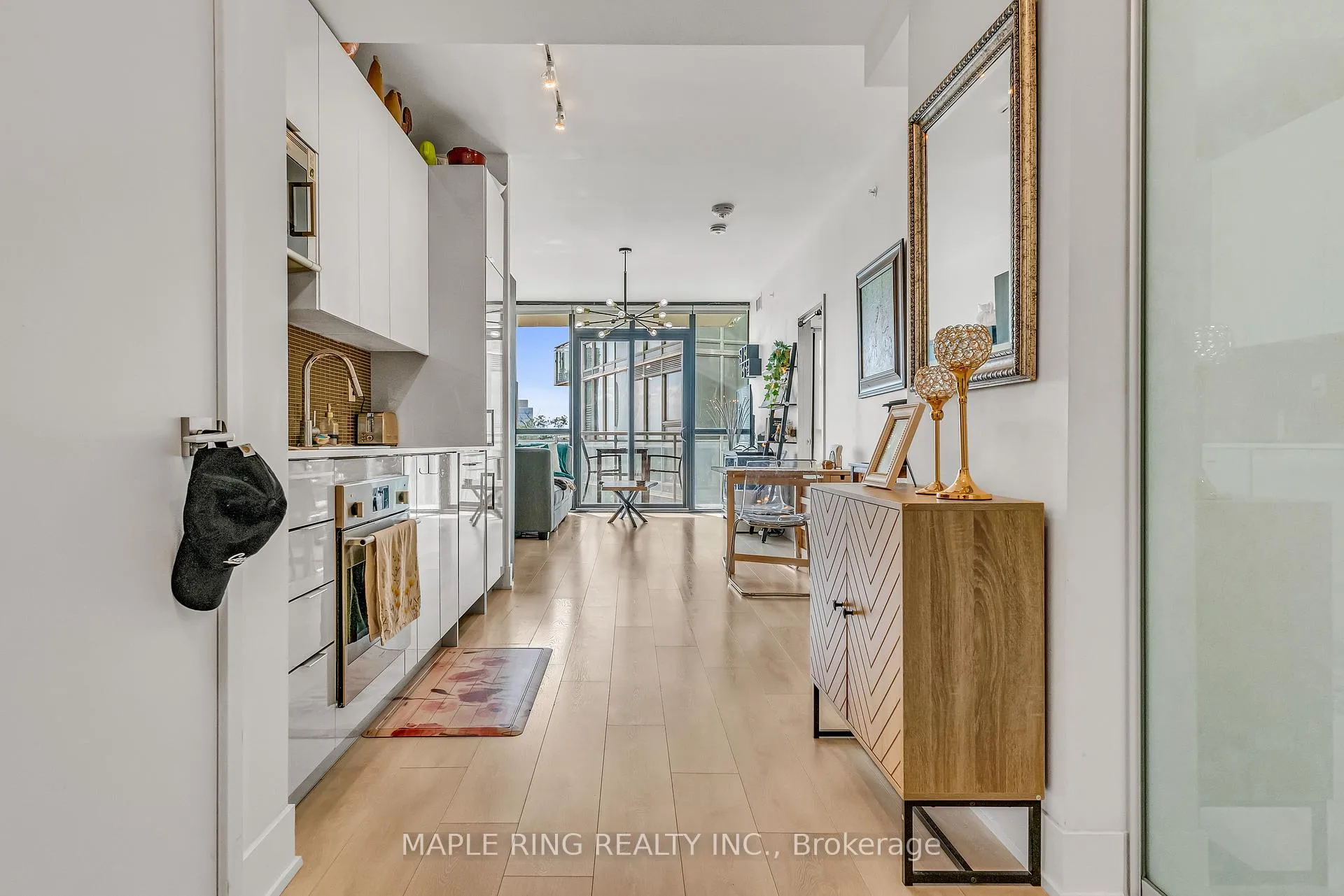 Photo 3 of Unit 306, 2916 Highway 7 Road, Vaughan, Concord — HOMEH
