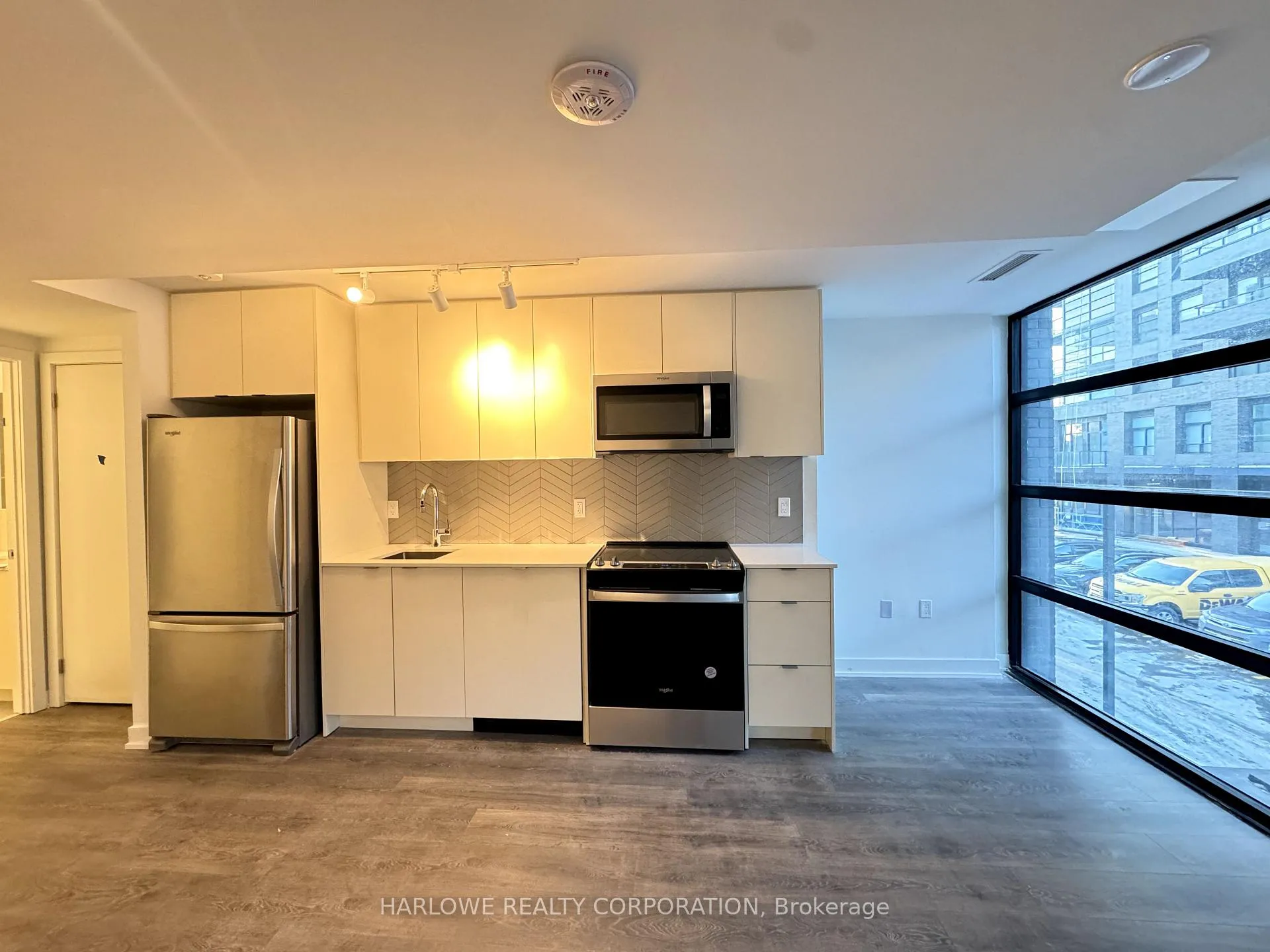 Photo 2 of Unit 175 E, 1610 Charles Street E, Whitby, Port Whitby — HOMEH