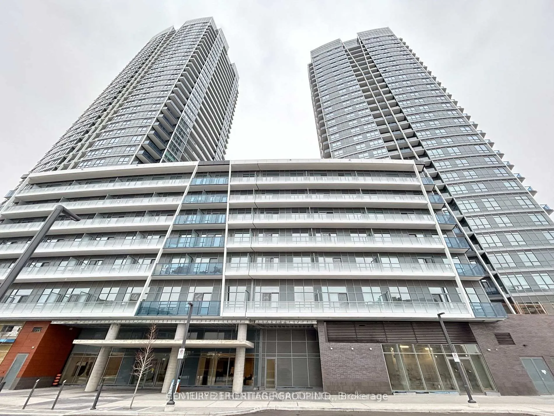 Photo 1 of Unit 3012, 50 Upper Mall Way, Vaughan, Brownridge — HOMEH