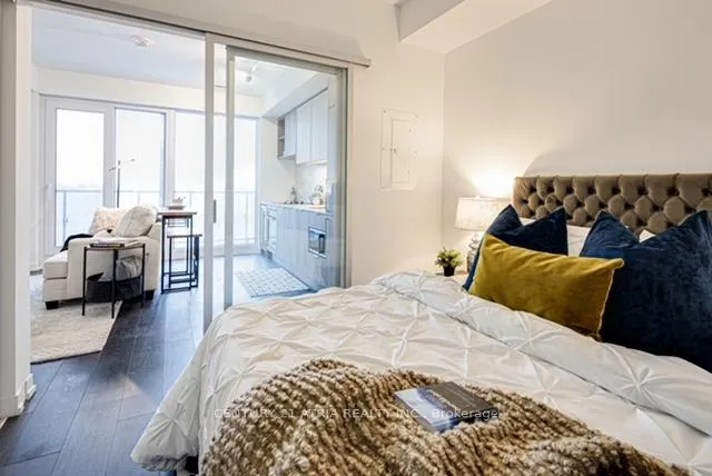 Photo 12 of Unit 1707, 2020 Bathurst Street, Toronto, Humewood-Cedarvale — HOMEH