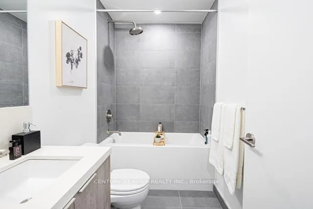 Photo 15 of Unit 1707, 2020 Bathurst Street, Toronto, Humewood-Cedarvale — HOMEH