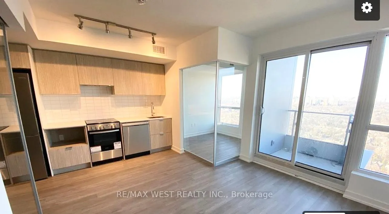 Photo 2 of Unit 5005, 395 Bloor Street E, Toronto, North St. James Town — HOMEH