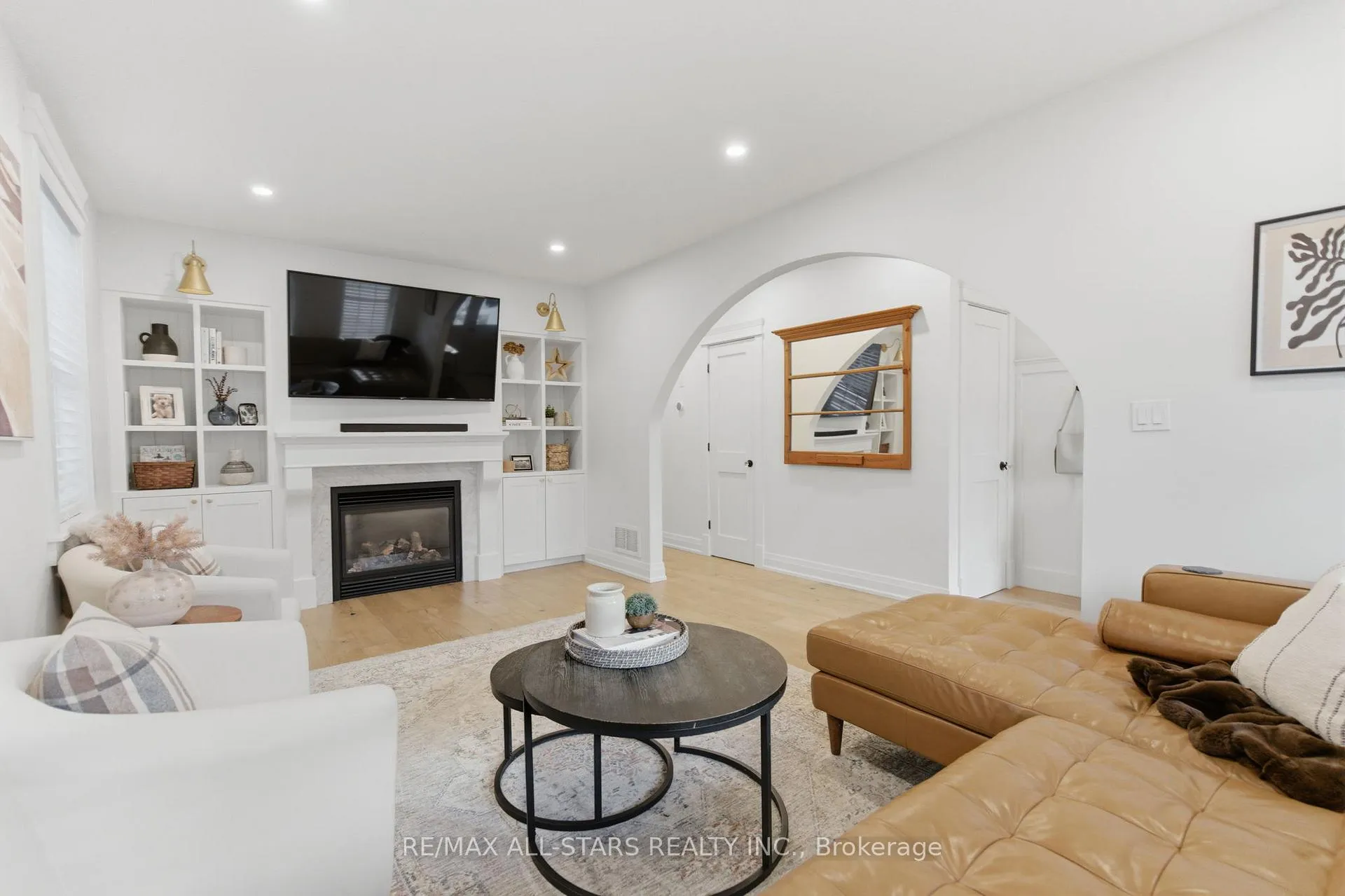 Photo 6 of 83 Toronto Street S, Uxbridge — HOMEH