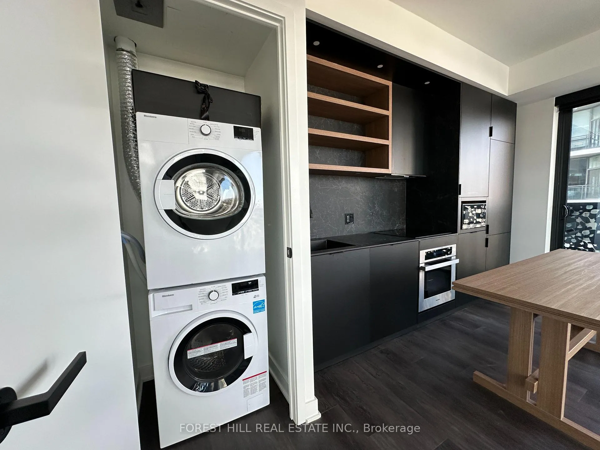 Photo 6 of Unit 4409, 55 Charles Street E, Toronto, Church-Yonge Corridor — HOMEH