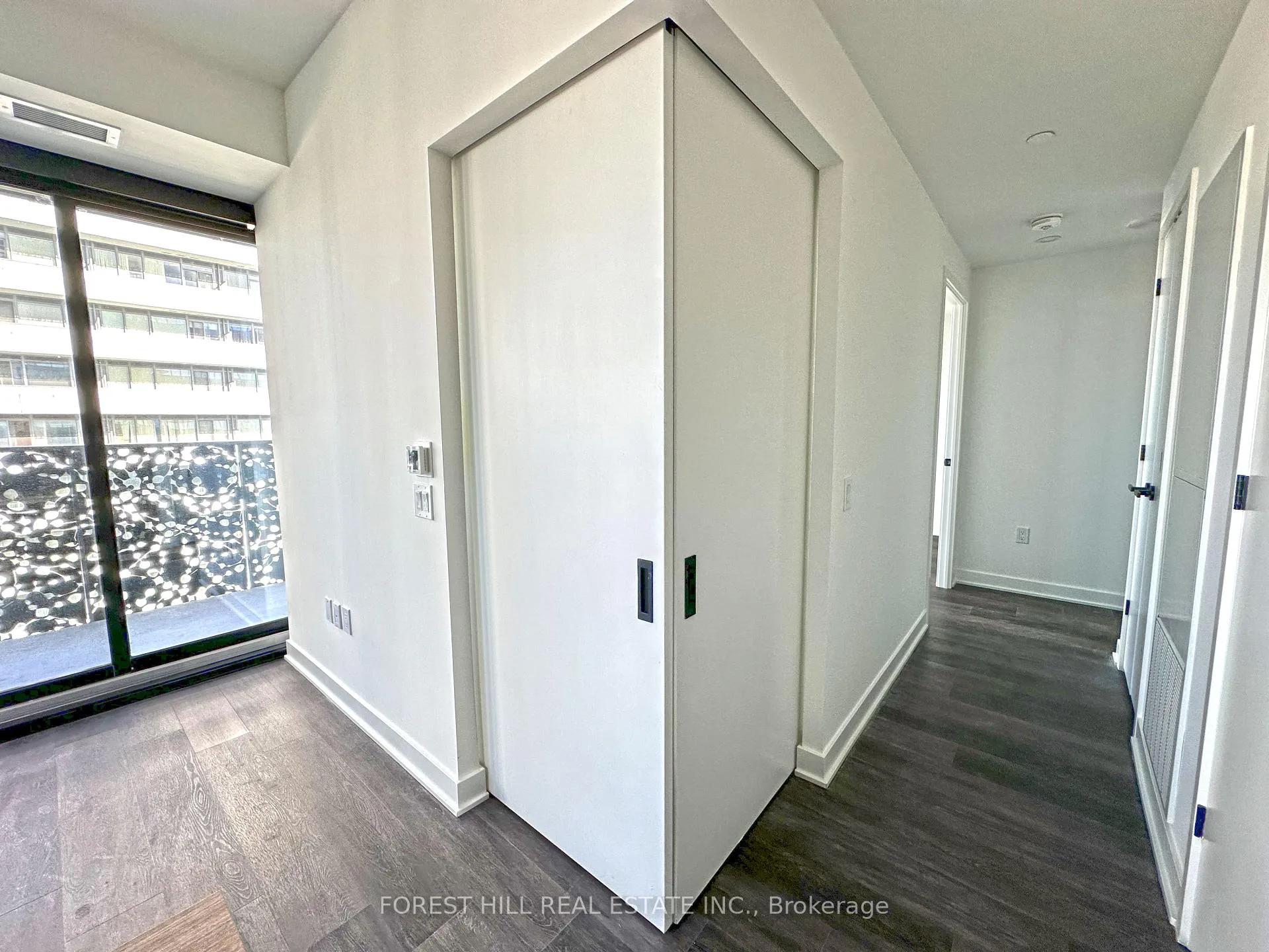 Photo 13 of Unit 4409, 55 Charles Street E, Toronto, Church-Yonge Corridor — HOMEH