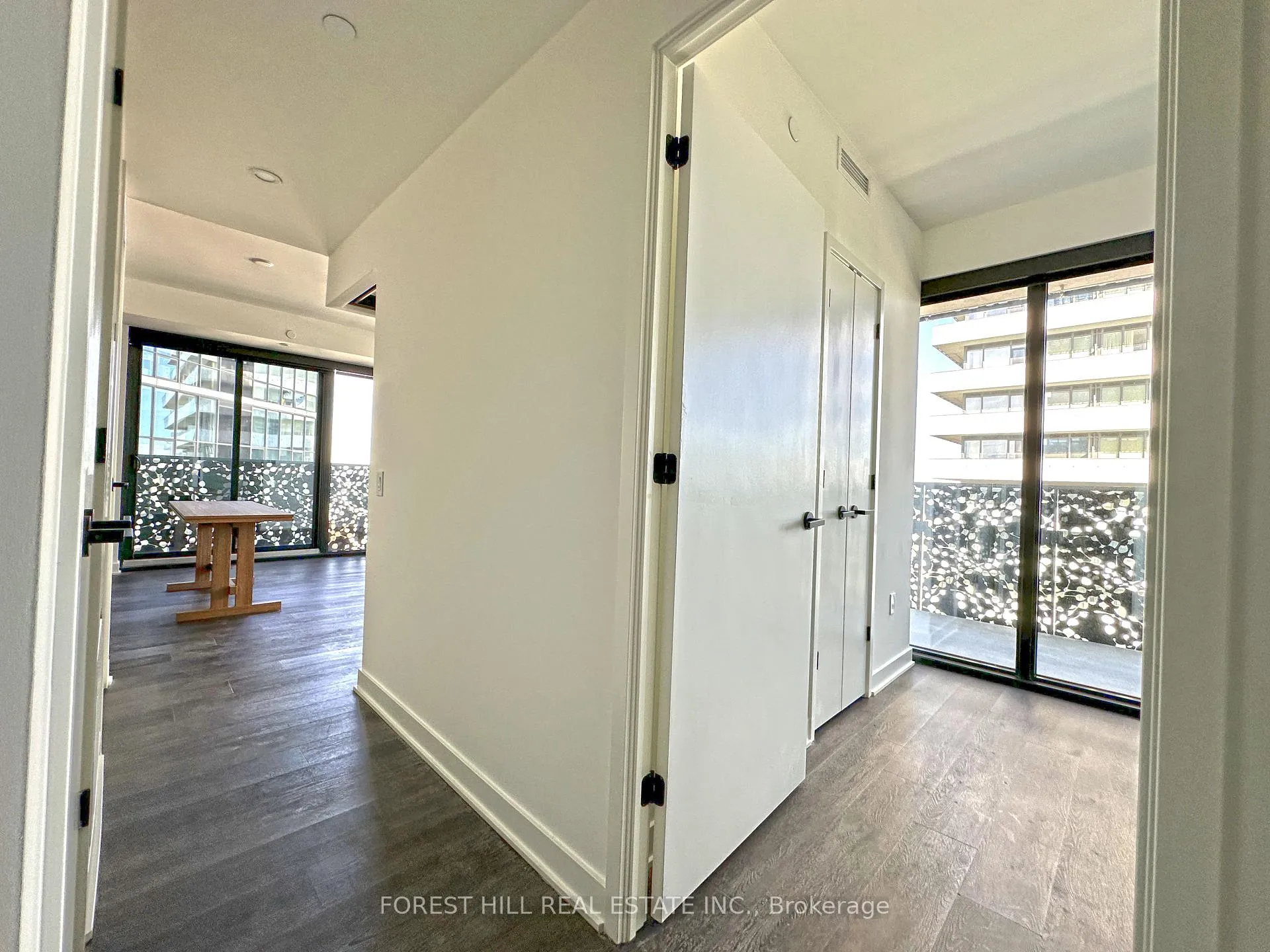 Photo 14 of Unit 4409, 55 Charles Street E, Toronto, Church-Yonge Corridor — HOMEH