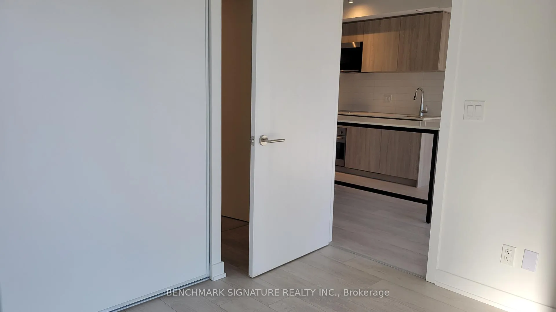 Photo 6 of Unit 2608, 47 Mutual Street, Toronto, Church-Yonge Corridor — HOMEH