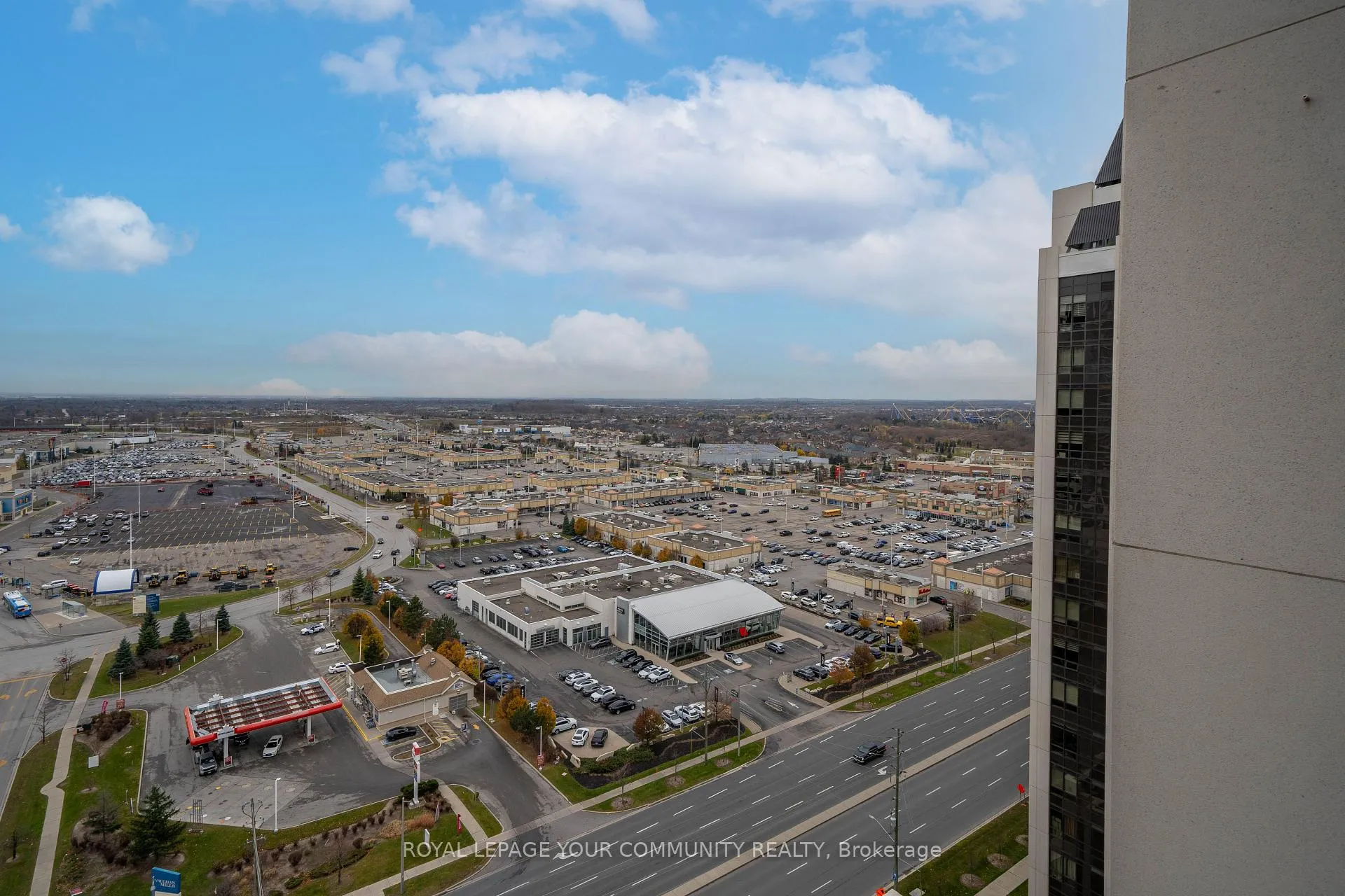 Photo 23 of Unit 1908, 9075 Jane Street, Vaughan, Concord — HOMEH