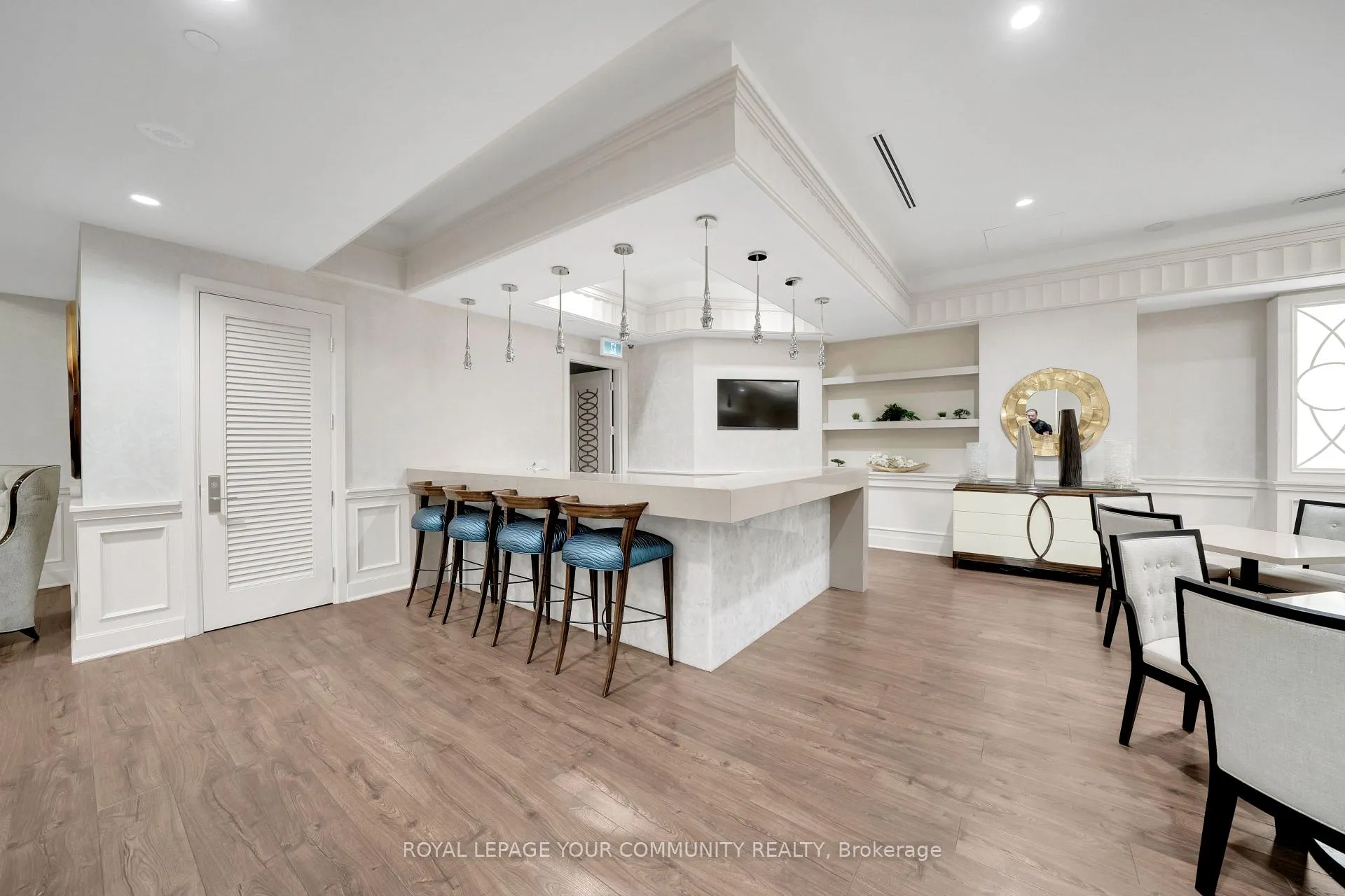 Photo 26 of Unit 1908, 9075 Jane Street, Vaughan, Concord — HOMEH