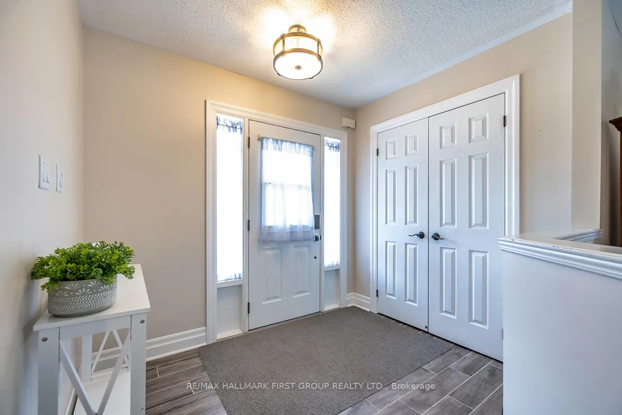 Photo 4 of 111 Perryview Drive, Scugog, Port Perry — HOMEH