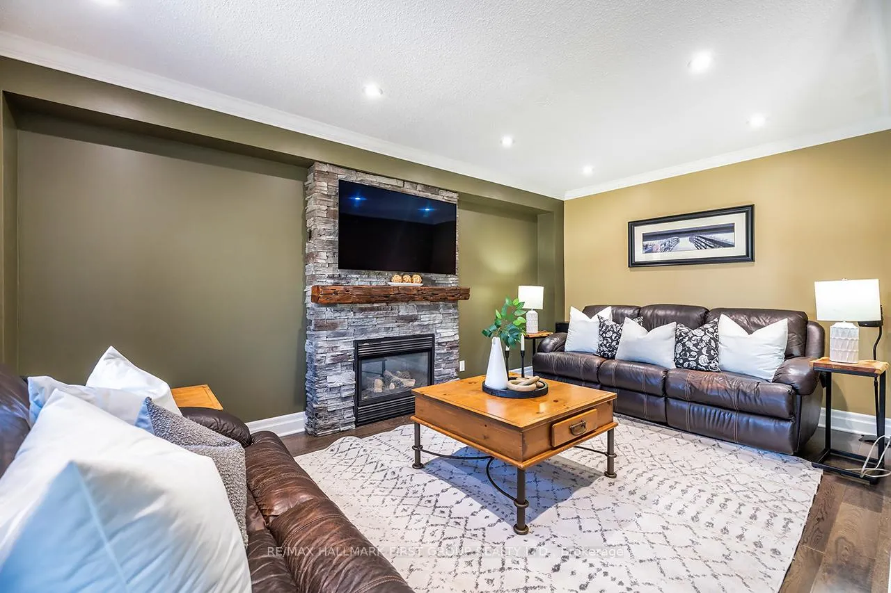 Photo 9 of 111 Perryview Drive, Scugog, Port Perry — HOMEH