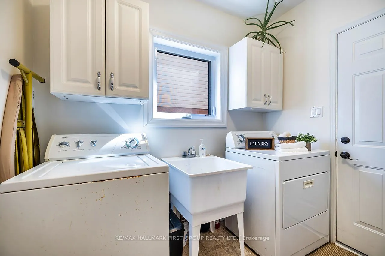 Photo 13 of 111 Perryview Drive, Scugog, Port Perry — HOMEH