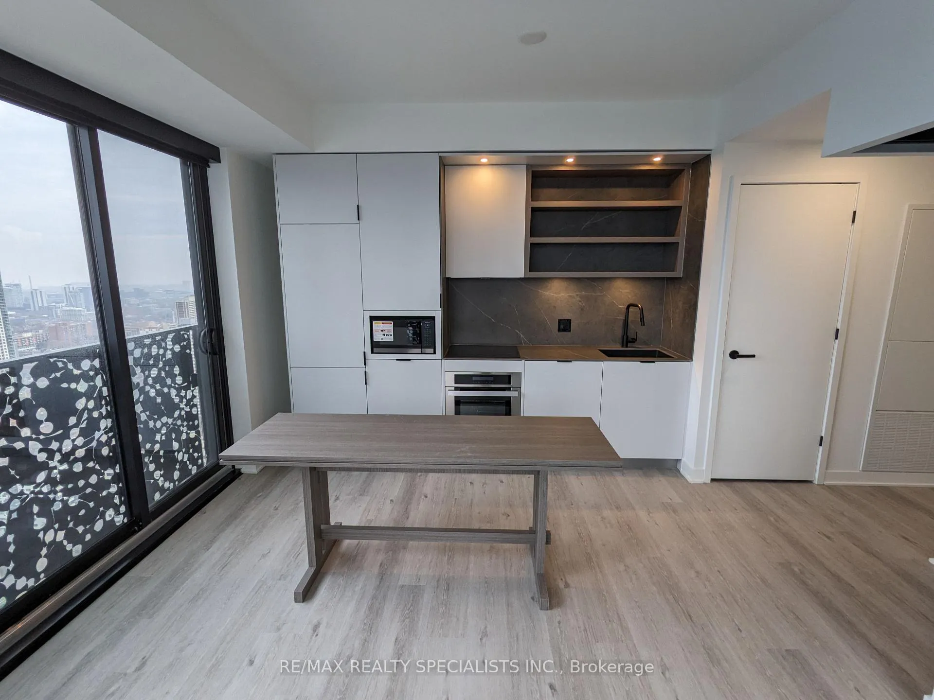 Photo 4 of Unit 4011, 55 Charles Street, Toronto, Church-Yonge Corridor — HOMEH