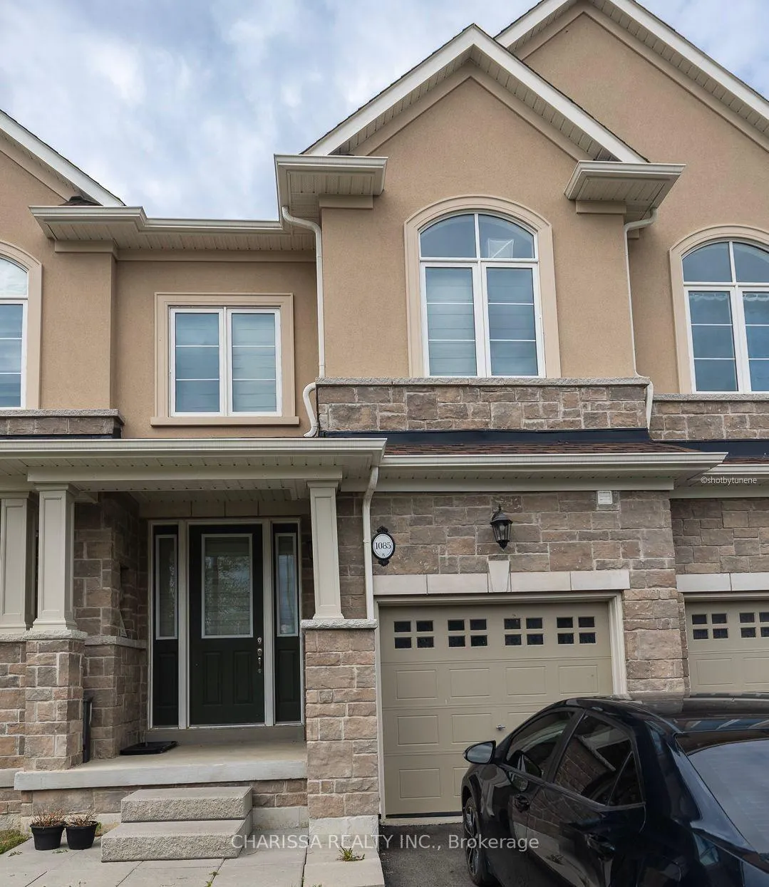 Photo 1 of 1085 Garner Road E, Hamilton, Ancaster — HOMEH
