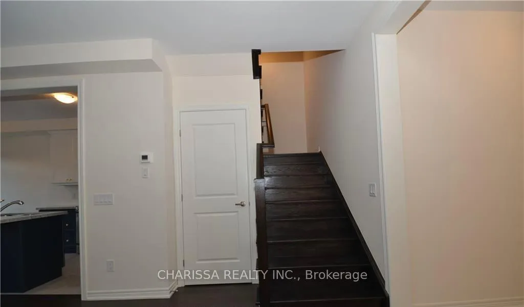Photo 7 of 1085 Garner Road E, Hamilton, Ancaster — HOMEH