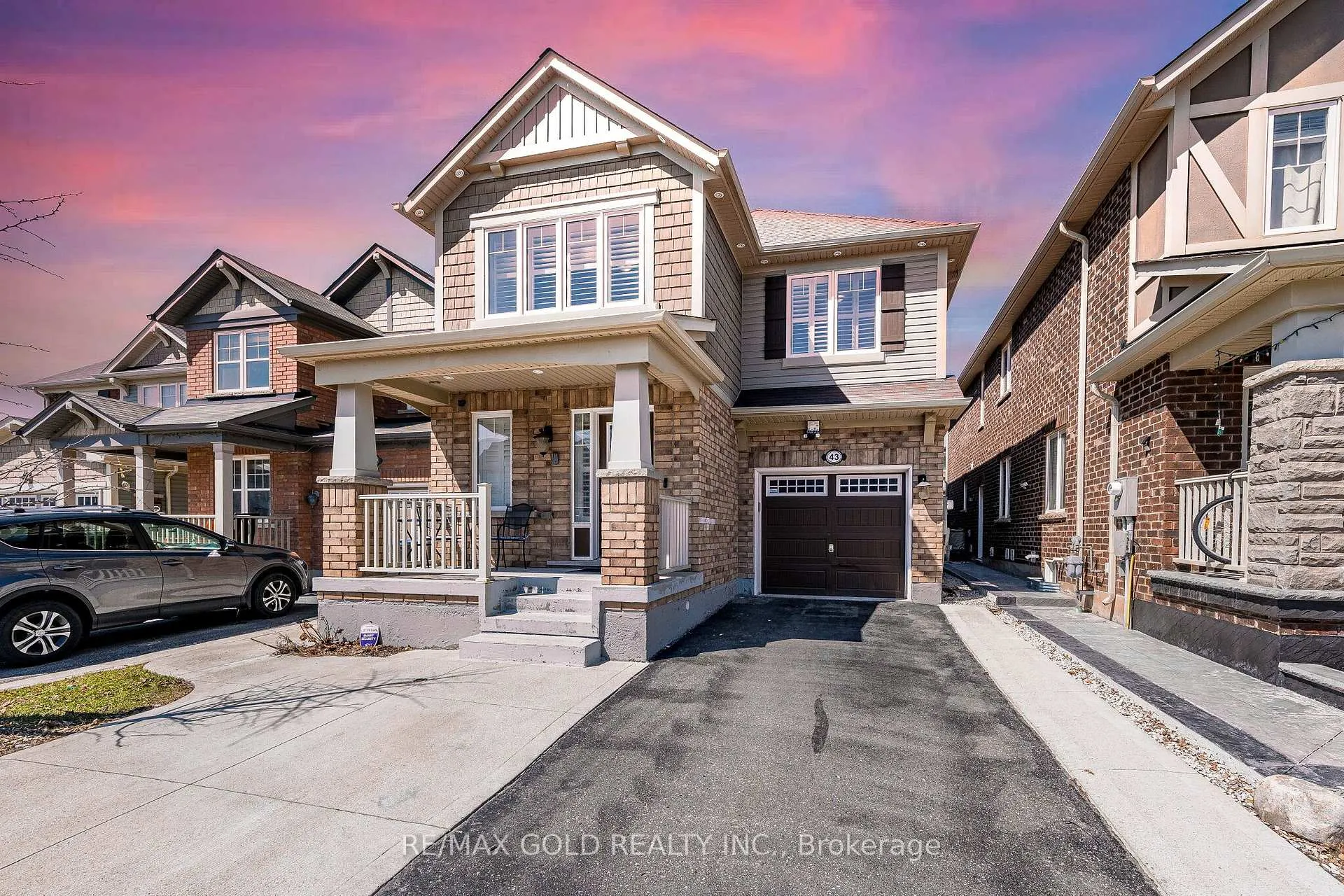 Photo 1 of 43 Arkwright Drive, Brampton, Northwest Brampton — HOMEH