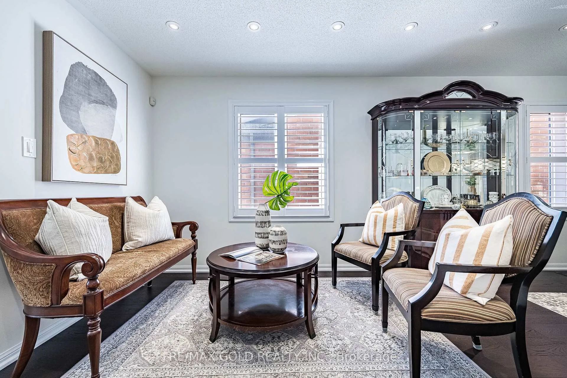Photo 6 of 43 Arkwright Drive, Brampton, Northwest Brampton — HOMEH