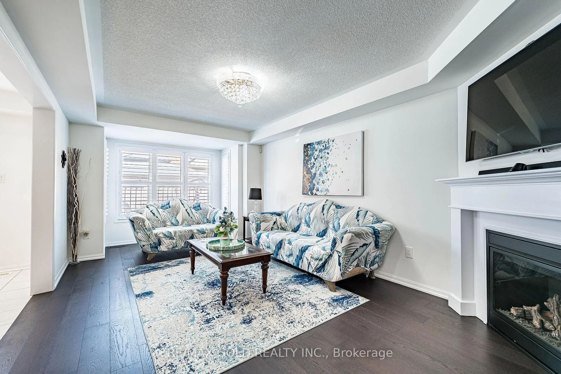 Photo 9 of 43 Arkwright Drive, Brampton, Northwest Brampton — HOMEH