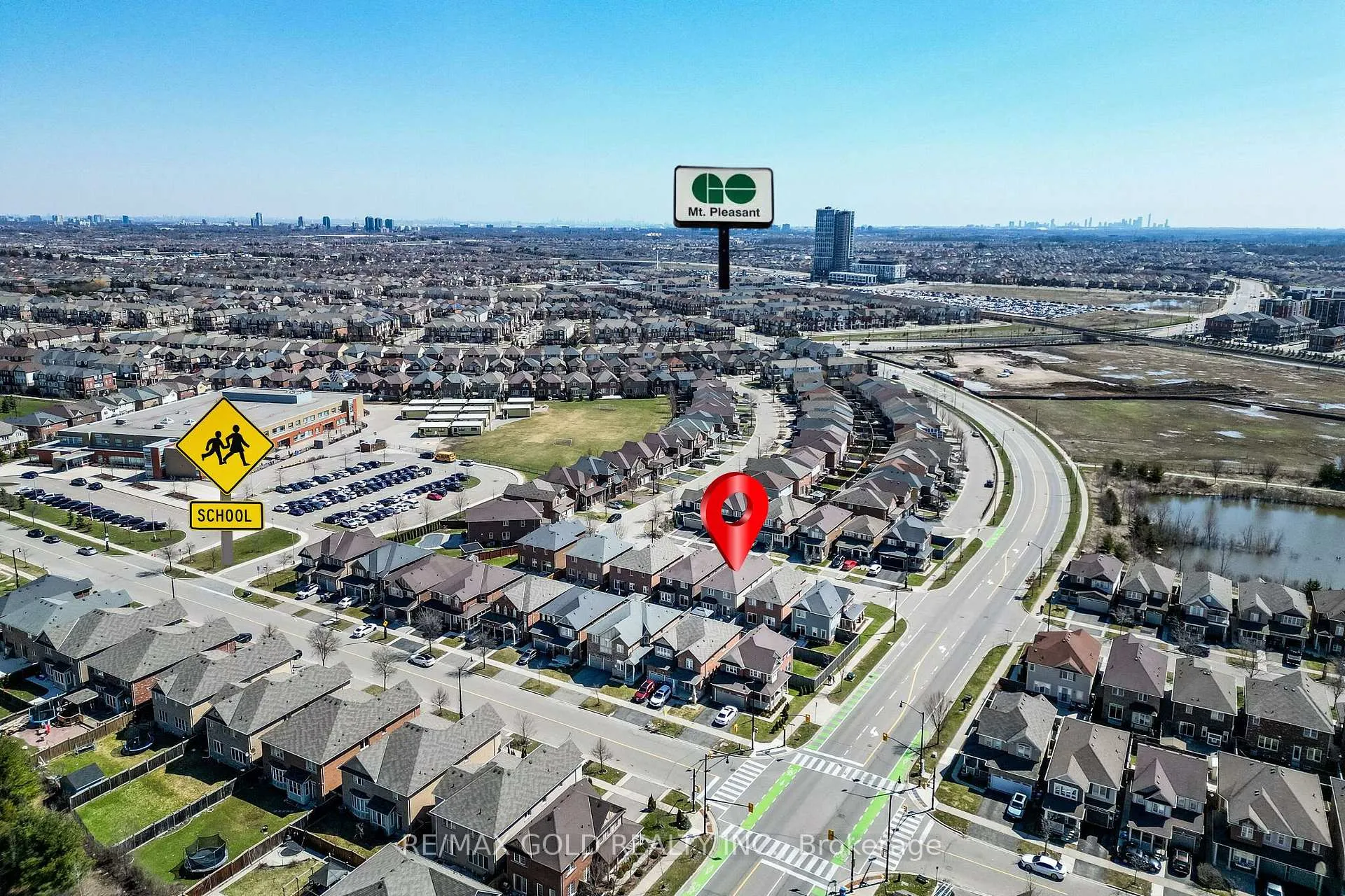 Photo 36 of 43 Arkwright Drive, Brampton, Northwest Brampton — HOMEH