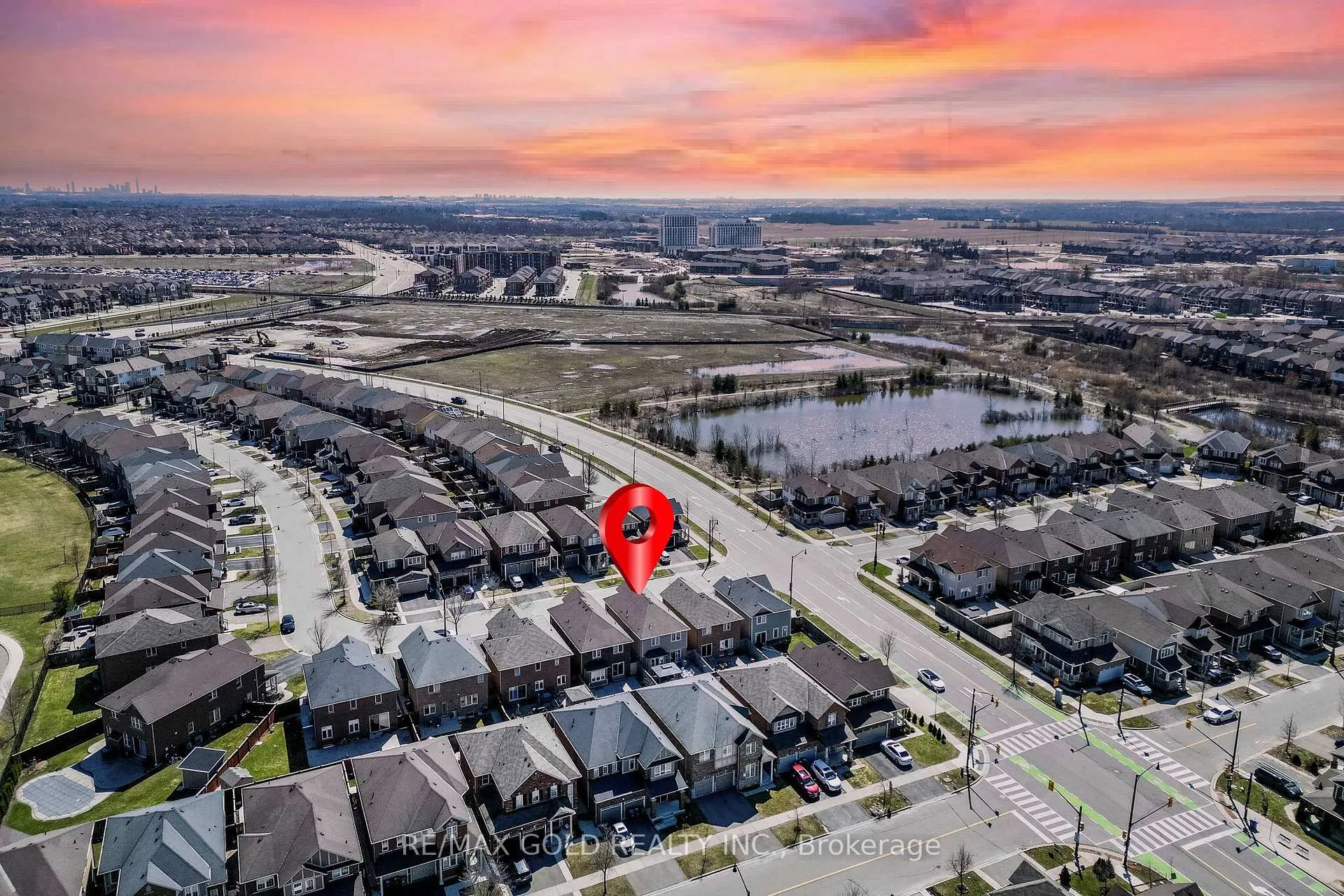 Photo 37 of 43 Arkwright Drive, Brampton, Northwest Brampton — HOMEH