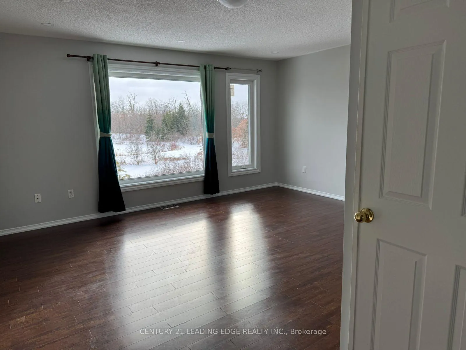 Photo 4 of 6 Cottontail Road, Brampton, Fletcher's Meadow — HOMEH