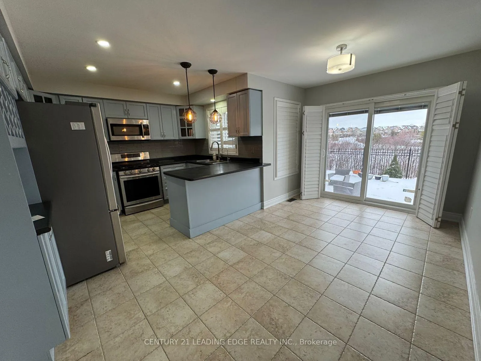 Photo 5 of 6 Cottontail Road, Brampton, Fletcher's Meadow — HOMEH