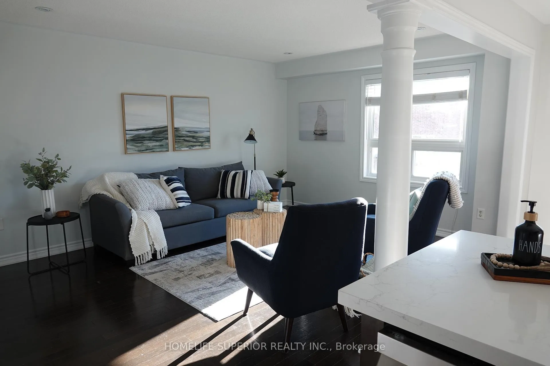 Photo 9 of 23 Laprade Square, Clarington, Bowmanville — HOMEH