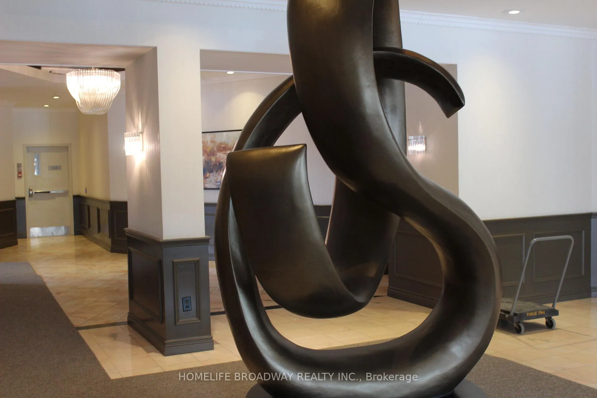 Photo 2 of Unit 604, 7825 Bayview Avenue, Markham, Aileen-Willowbrook — HOMEH