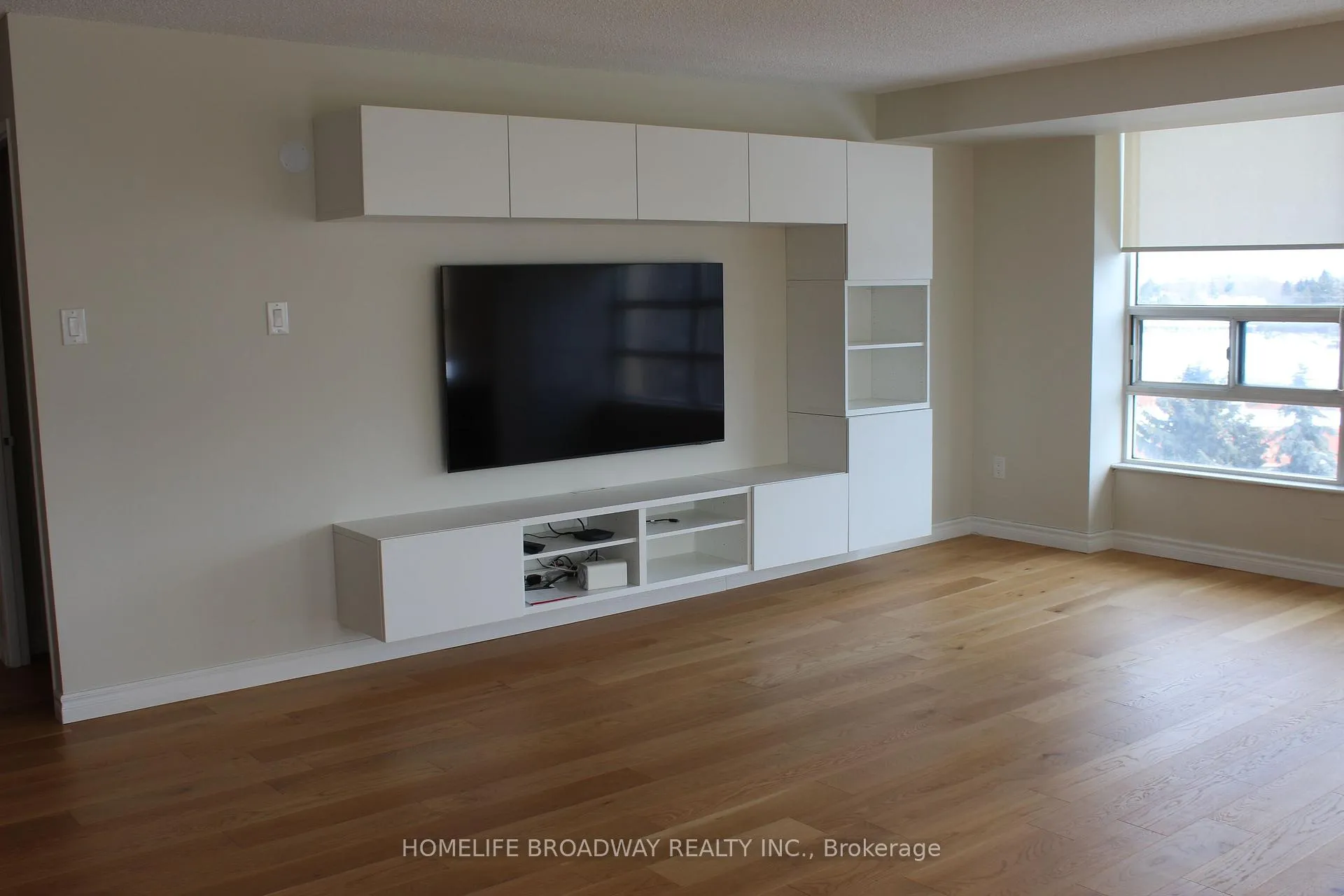 Photo 4 of Unit 604, 7825 Bayview Avenue, Markham, Aileen-Willowbrook — HOMEH