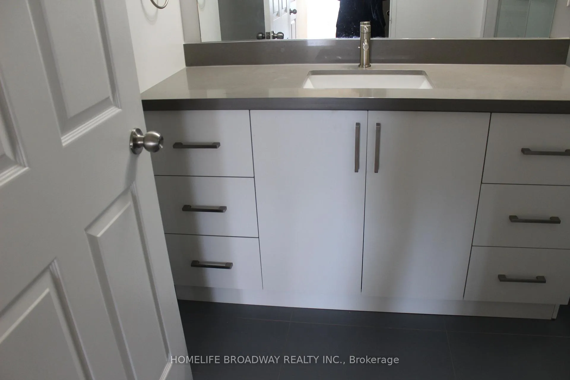 Photo 10 of Unit 604, 7825 Bayview Avenue, Markham, Aileen-Willowbrook — HOMEH