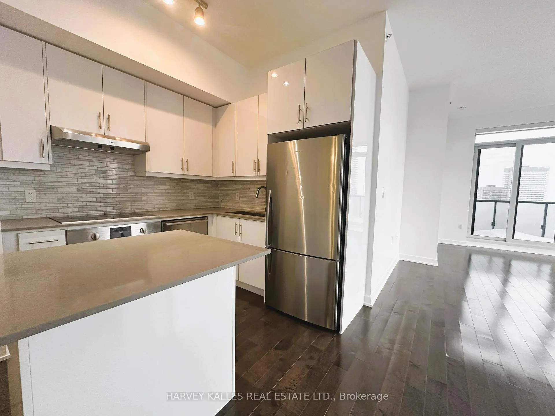 Photo 5 of Unit 3608, 1 The Esplanade, Toronto, Waterfront Communities — HOMEH