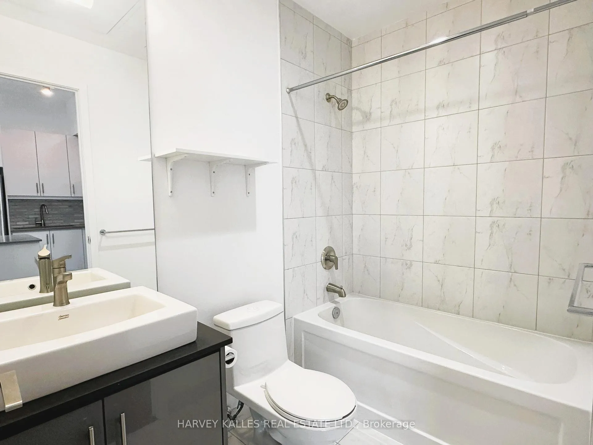 Photo 10 of Unit 3608, 1 The Esplanade, Toronto, Waterfront Communities — HOMEH