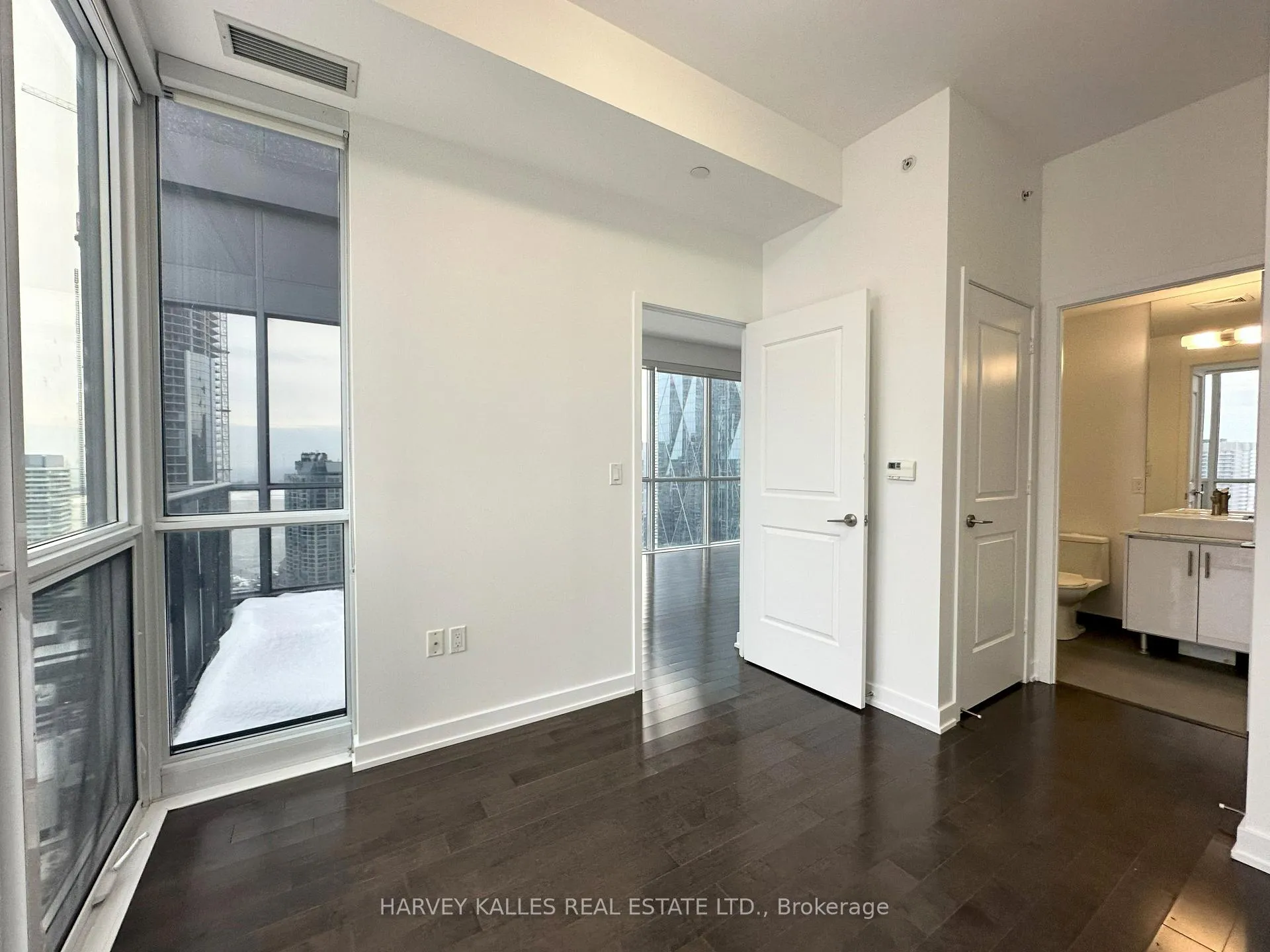 Photo 19 of Unit 3608, 1 The Esplanade, Toronto, Waterfront Communities — HOMEH