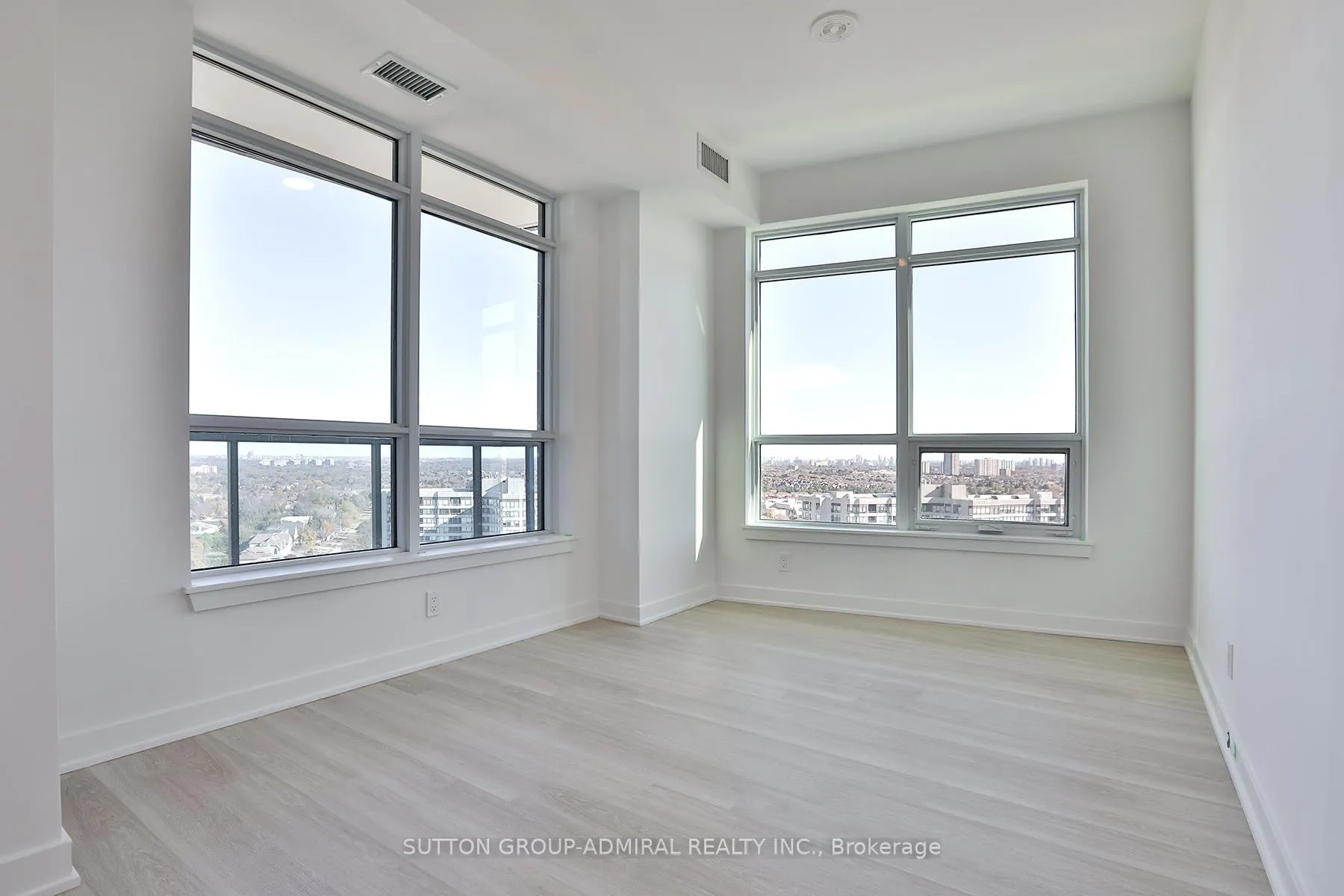 Photo 14 of Unit 1810A, 30 Upper Mall Way, Vaughan, Brownridge — HOMEH