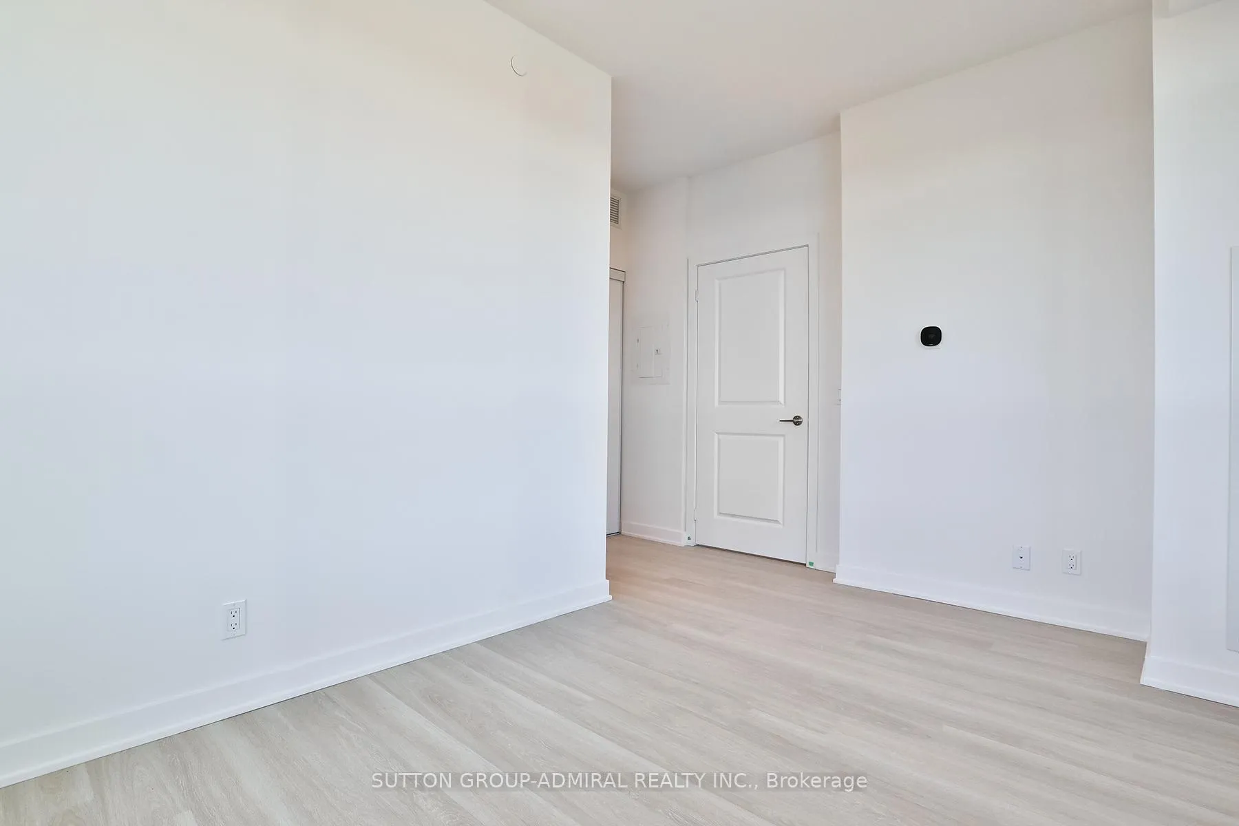 Photo 16 of Unit 1810A, 30 Upper Mall Way, Vaughan, Brownridge — HOMEH