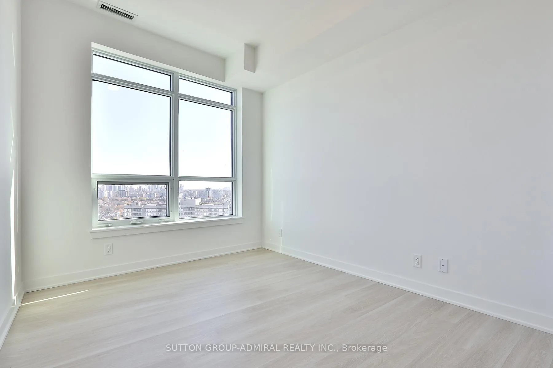 Photo 18 of Unit 1810A, 30 Upper Mall Way, Vaughan, Brownridge — HOMEH