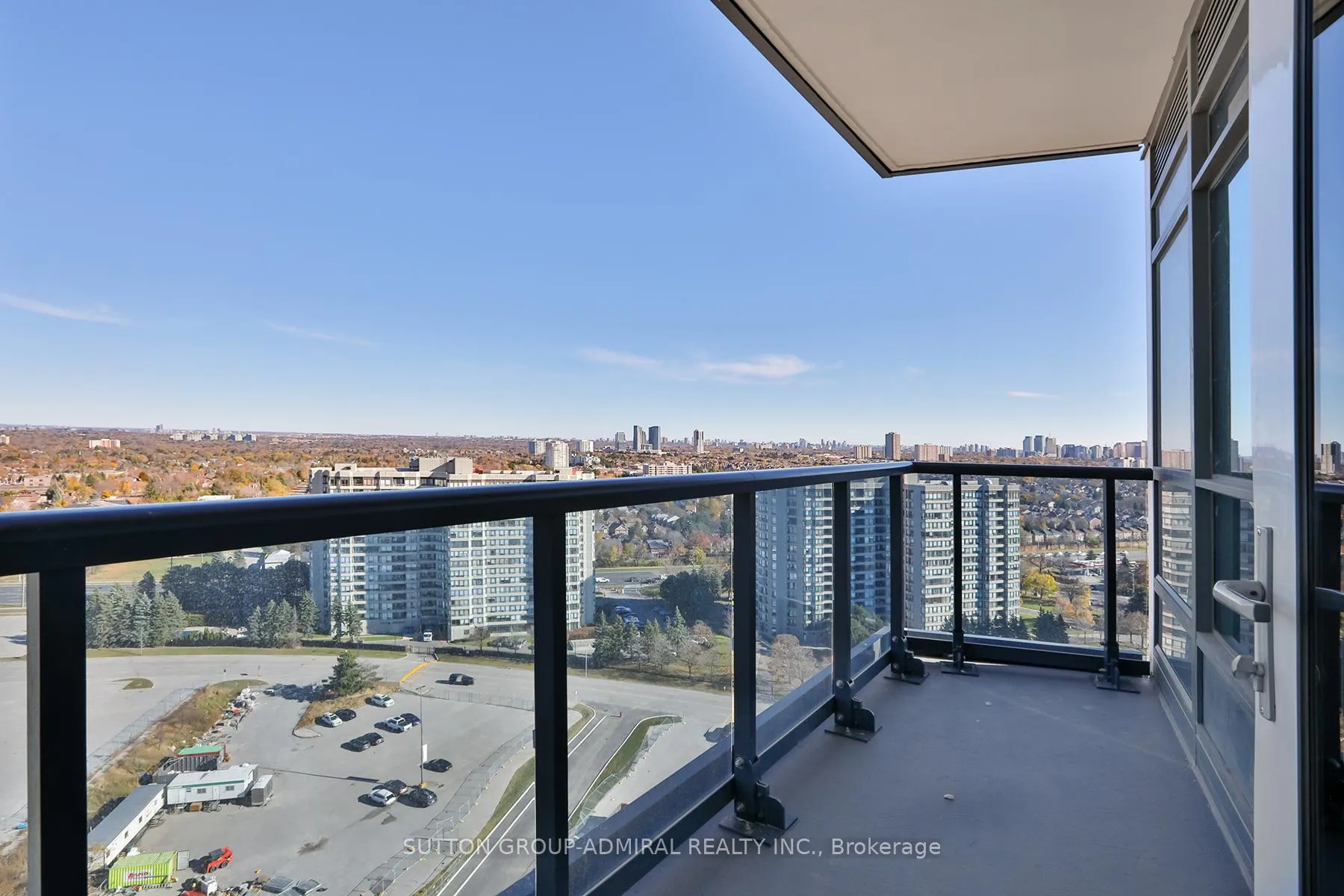 Photo 21 of Unit 1810A, 30 Upper Mall Way, Vaughan, Brownridge — HOMEH