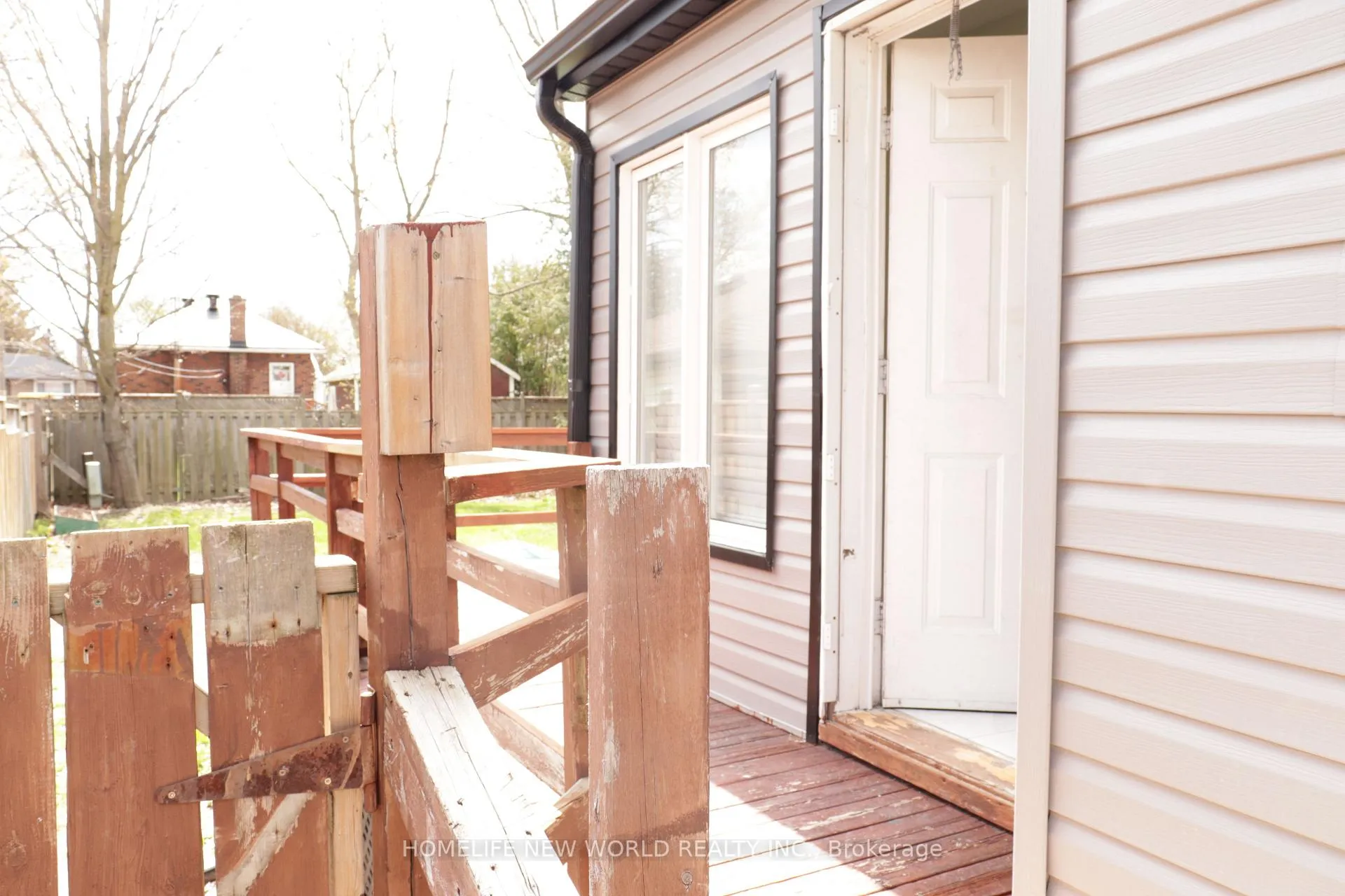 Photo 2 of Unit Unit 2, 291 Eulalie Avenue, Oshawa, Central — HOMEH