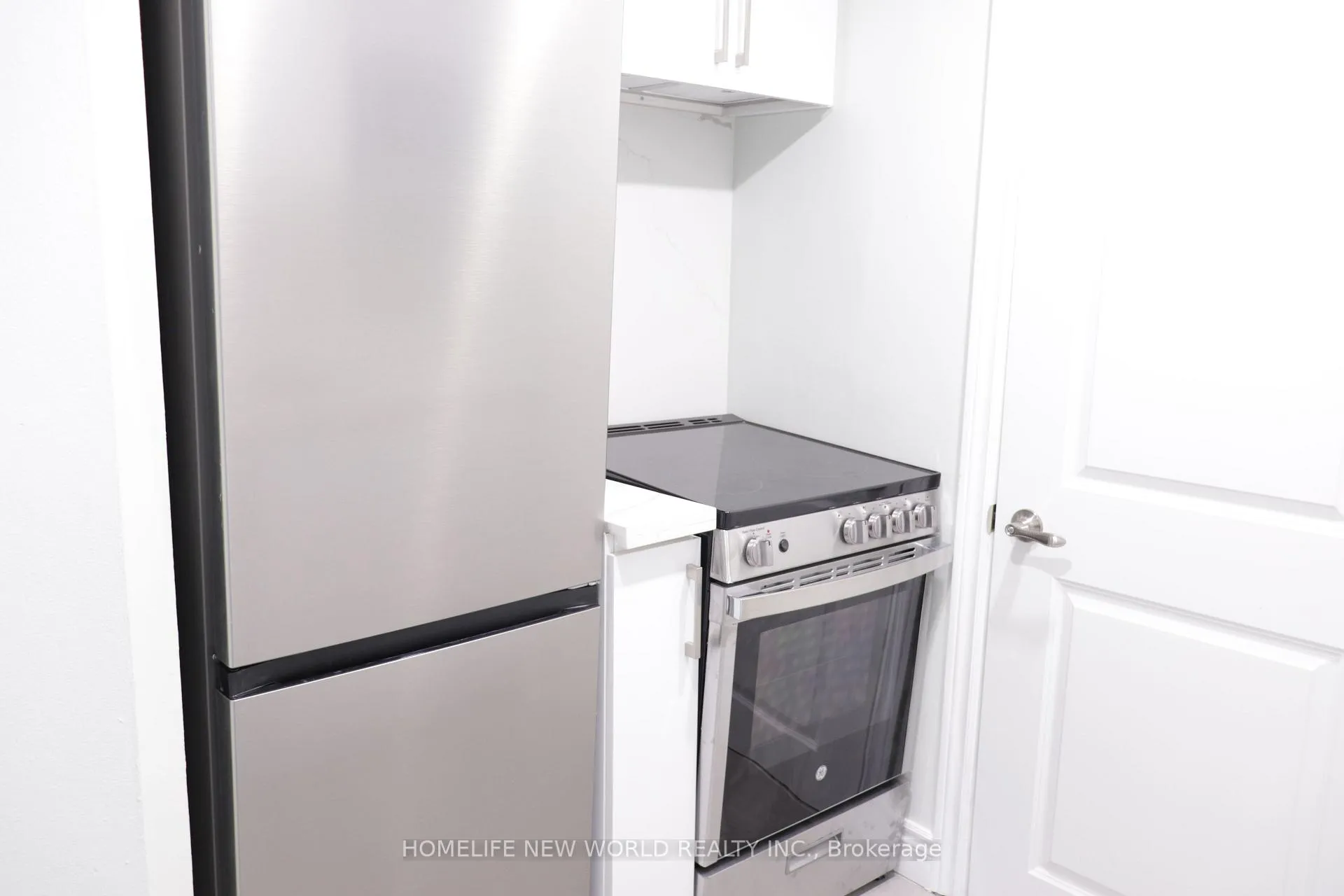 Photo 12 of Unit Unit 2, 291 Eulalie Avenue, Oshawa, Central — HOMEH