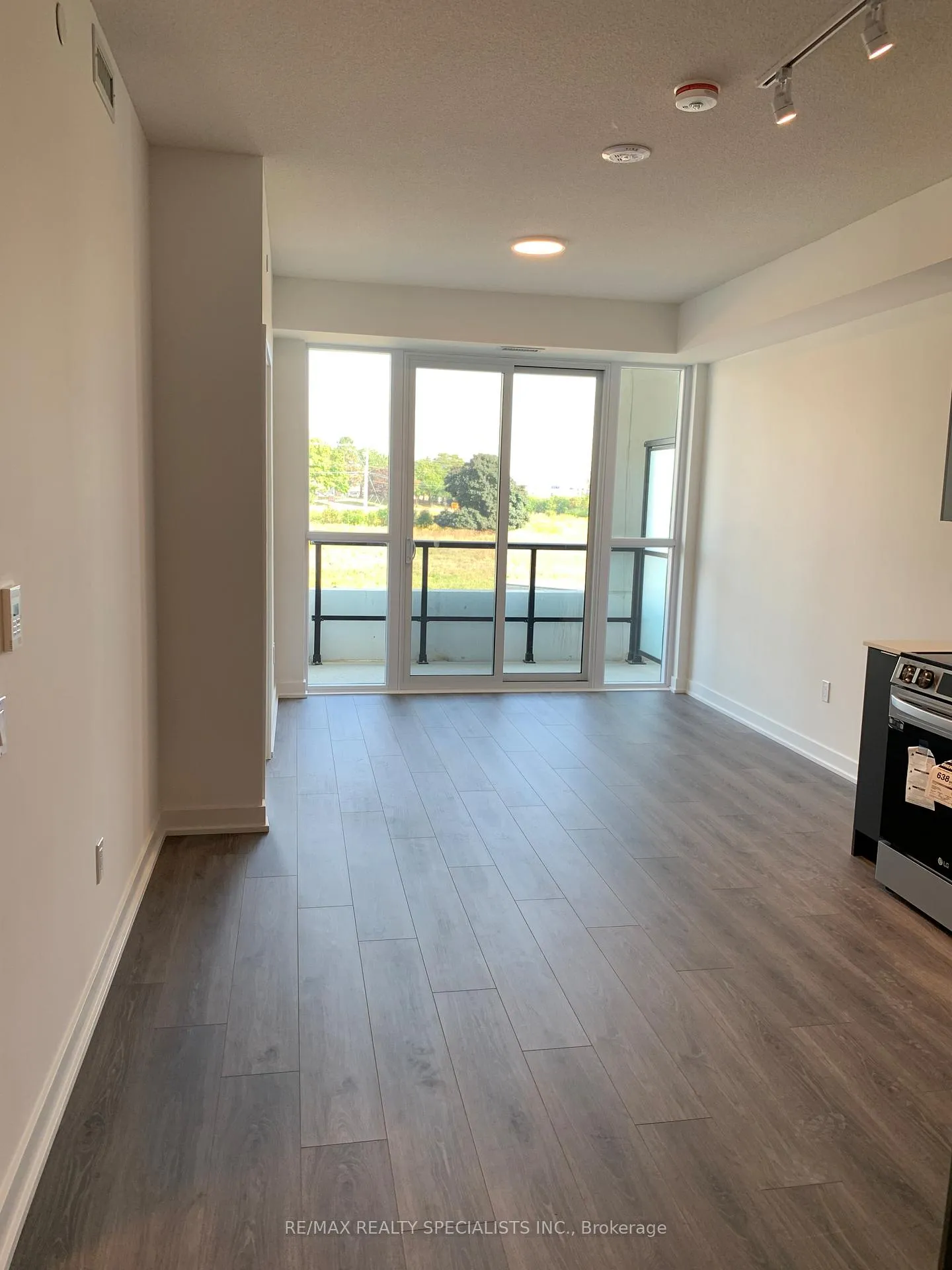 Photo 3 of Unit 303, 225 Malta Avenue, Brampton, Fletcher's Creek South — HOMEH