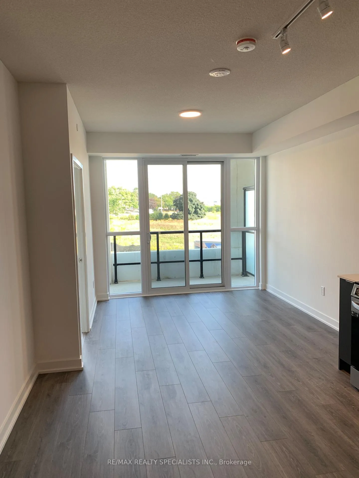 Photo 6 of Unit 303, 225 Malta Avenue, Brampton, Fletcher's Creek South — HOMEH