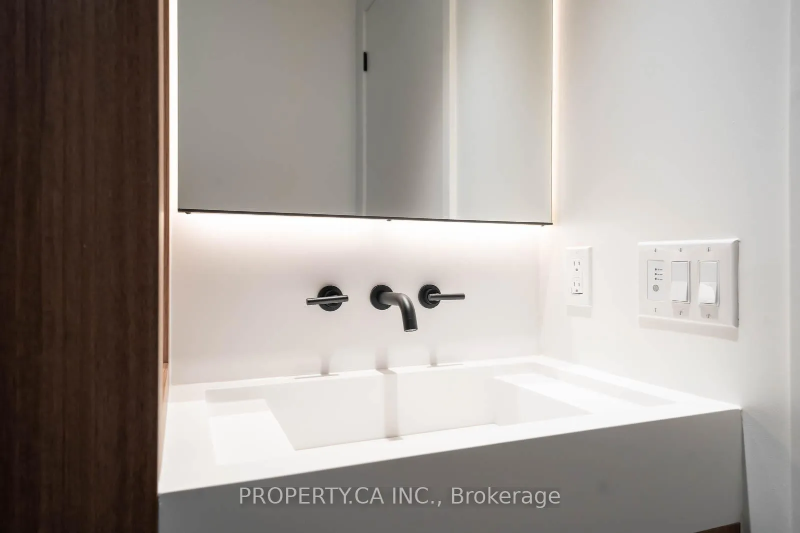 Photo 11 of Unit 4908, 55 Charles Street E, Toronto, Church-Yonge Corridor — HOMEH