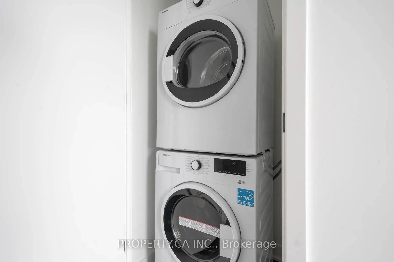 Photo 13 of Unit 4908, 55 Charles Street E, Toronto, Church-Yonge Corridor — HOMEH
