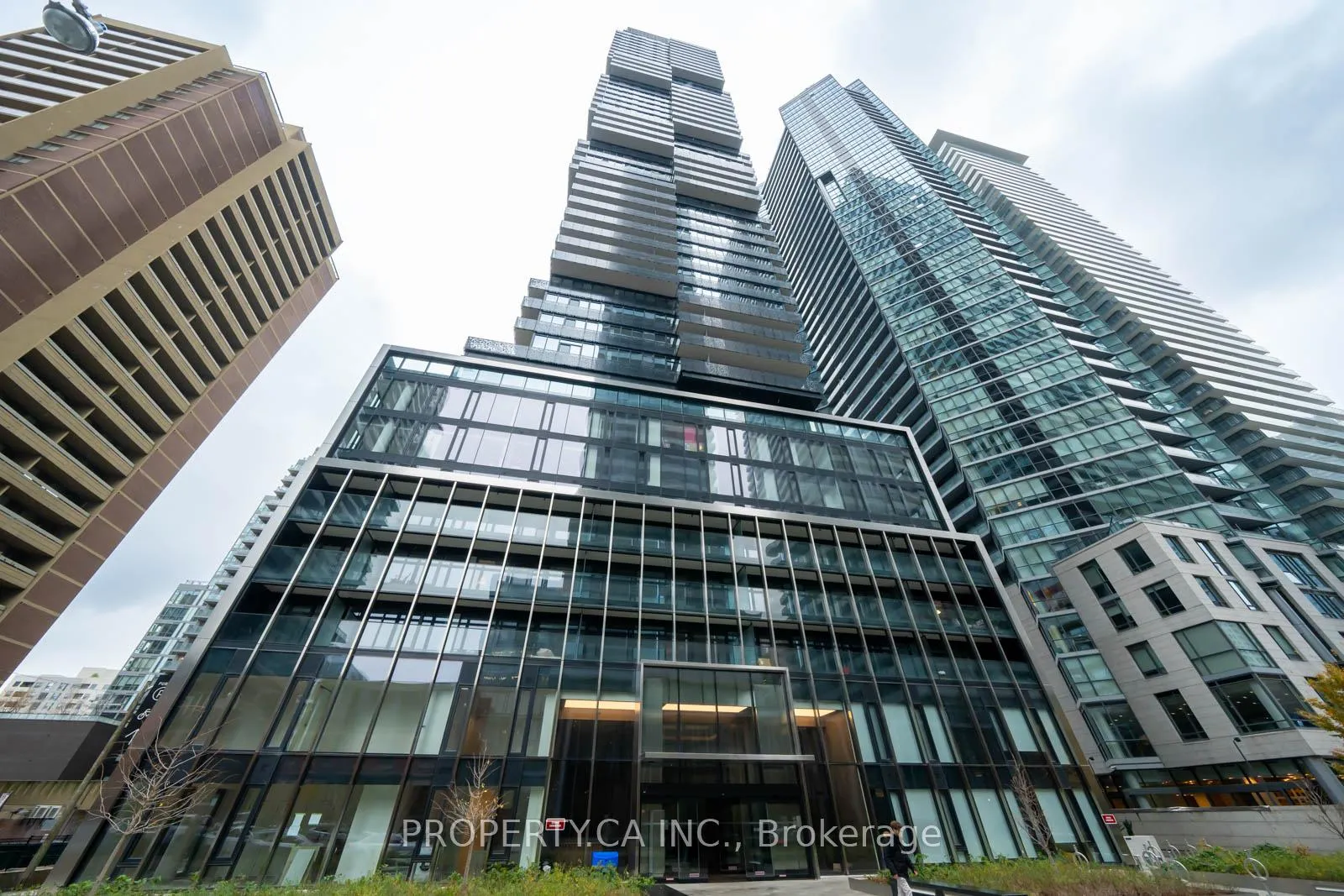 Photo 14 of Unit 4908, 55 Charles Street E, Toronto, Church-Yonge Corridor — HOMEH